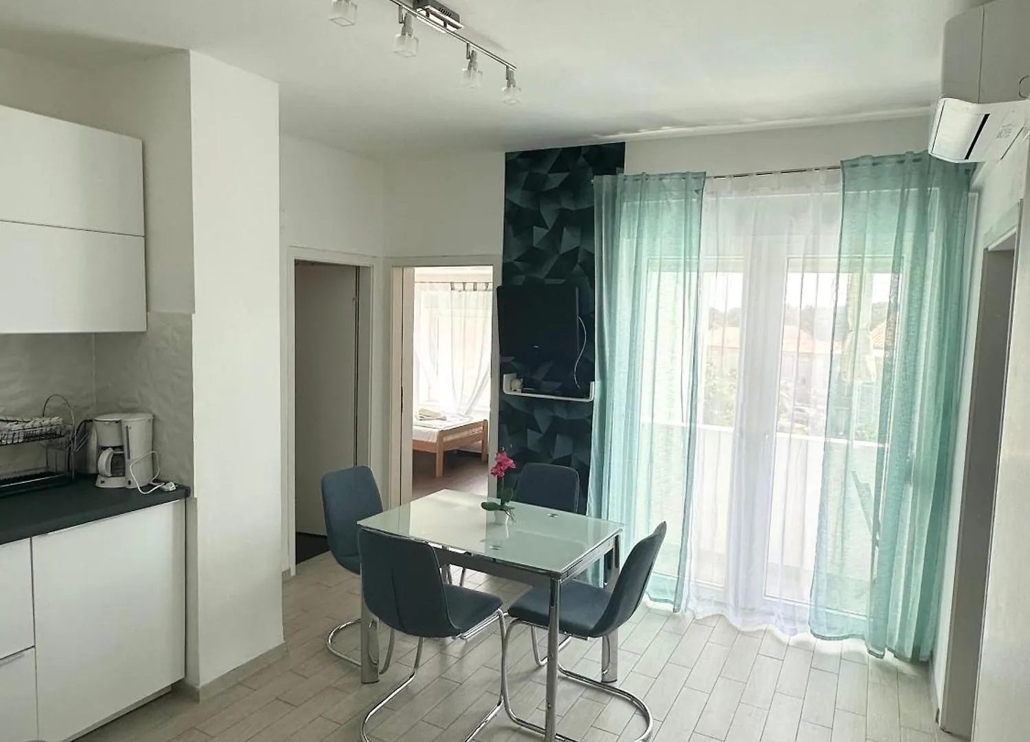 Residenz Benni 3 Mit Beheiztem Grossem Pool Apartment Medulin